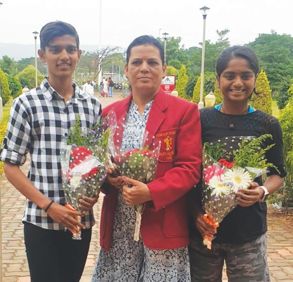 ಆಲ್ ದ ಬೆಸ್ಟ್ ಅದಿತಿ, ಪ್ರಿಯಾಂಕಾ